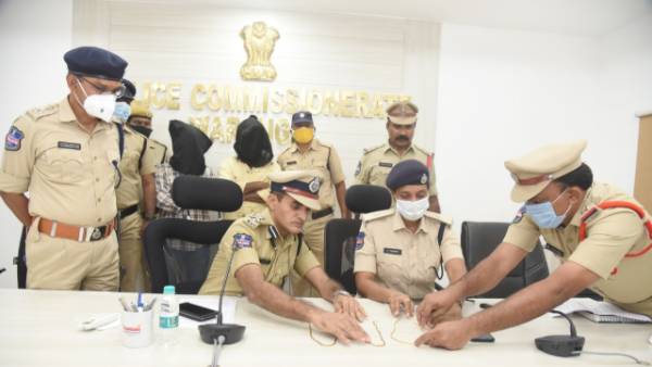 చదువుకున్న వాళ్ళే చోరులుగా .. చెడు వ్యసనాలే కారణం