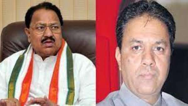 హస్తం పార్టీలో చక్రం తిప్పిన నేతలు ఇప్పుడు టీఆర్ఎస్ లో సైలెంట్