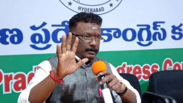 గైడ్ లైన్స్ ఉండాలనడం తప్పా : దాసోజు శ్రవణ్