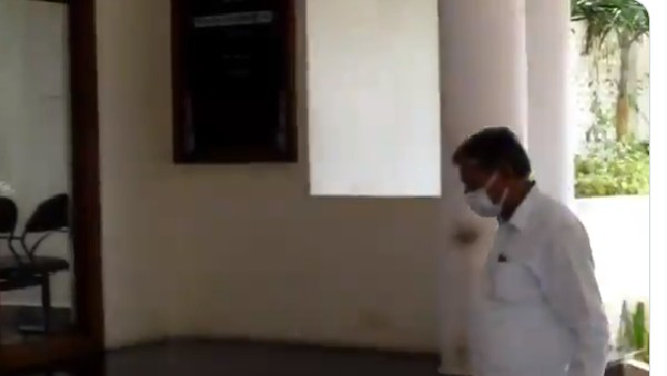 cbi questioning suspected ys family members in ys vivekananda reddys murder case in pulivendula cbi questioning suspected ys family members in ys vivekananda reddys murder case in pulivendula