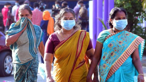 కేరళలో కరోనా థర్డ్ వేవ్ కు సంకేతంగా భావిస్తున్న నిపుణుల బృందం
