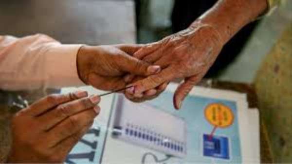 ఆధార్-ఓటరు కార్డుల లింక్