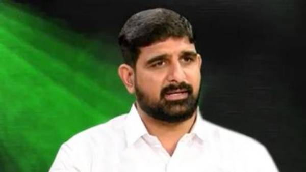 ఆ స్థానంలో కౌశిక్ రెడ్డికి పదవి...