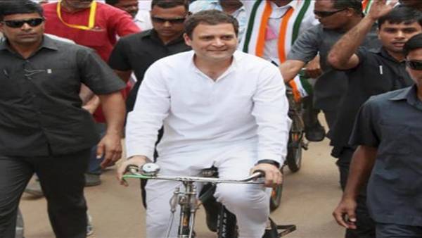 వ్యవసాయ చట్టాల రద్దుకు , స్టీల్ ప్లాంట్ కోసం ఢిల్లీ కేంద్రంగా ఆందోళనలు