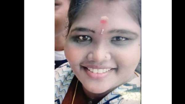 కళ్లు మూసుకుని కాపురం చేస్తున్న భార్య