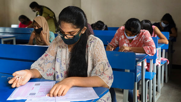 JEE Main Result 2021: Session 4 Result Out; 44 Get 100 Percentile, 18 At AIR 1 JEE Main Result 2021: Session 4 Result Out; 44 Get 100 Percentile, 18 At AIR 1
