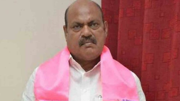 KCR warns on TSRTC privatisation: Bajireddy Govardhan. KCR warns on TSRTC privatisation: Bajireddy Govardhan.