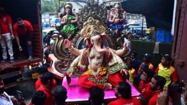 కర్ణాటకలో బీజేపీ ప్రభుత్వం ఇలా..