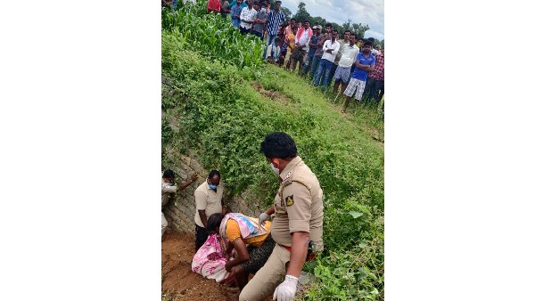 లివింగ్ రిలేషన్