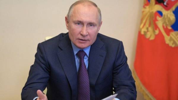 Russian President Vladimir Putin will self-isolate after Covid19 case were detected in his inner circle Russian President Vladimir Putin will self-isolate after Covid19 case were detected in his inner circle