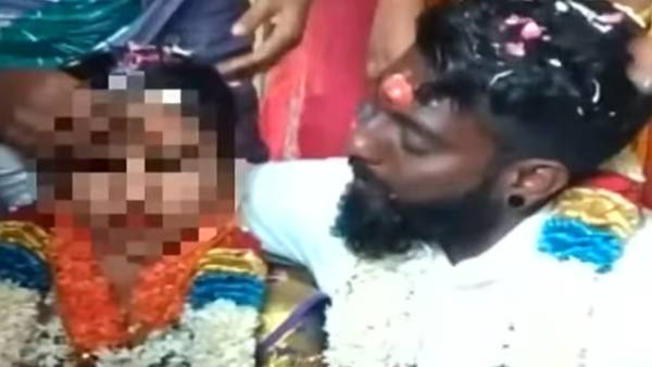 సెక్స్ పరిశ్రమలోకి రావాలని ఒత్తిడి