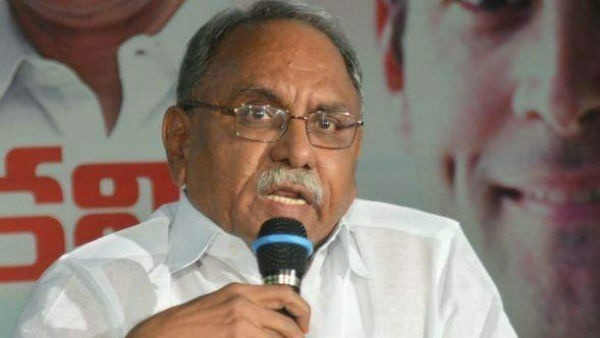 విజయమ్మ సభకు కేవీపీ హాజరు..