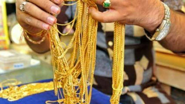 Over Rs 2 crore rupees valuable gold theft in bank at bapatla Over Rs 2 crore rupees valuable gold theft in bank at bapatla