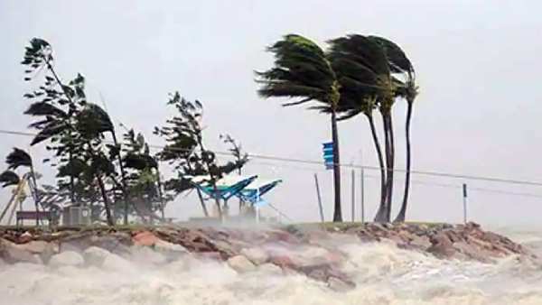 Cyclone Gulab Live updates in Telugu:North Coastal Andhra to witness Heavy rains Cyclone Gulab Live updates in Telugu:North Coastal Andhra to witness Heavy rains
