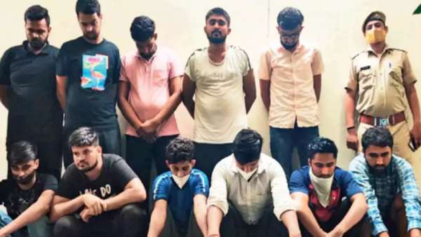 మాస్క్ లతో నిందితులకు లాభాలు