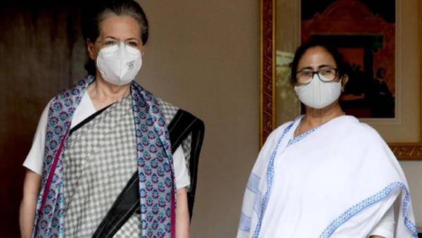 మమత-సోనియా భేటీ