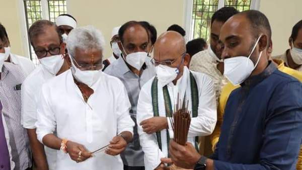 వాటి ధర ఎంత..?
