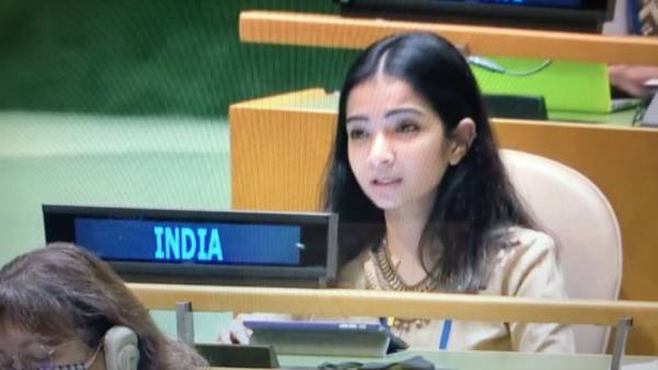 India slams Pak for raking up Kashmir at UNGA, ask pakistan to vacate all occupied areas India slams Pak for raking up Kashmir at UNGA, ask pakistan to vacate all occupied areas