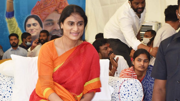 గారడి మాటలు..