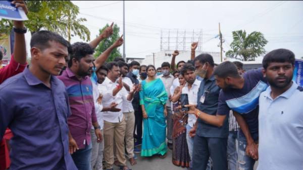 10 గంటలకు దీక్ష మొదలు
