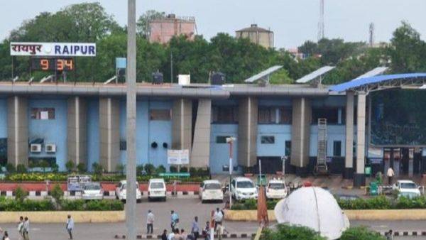Blast at Raipur railway station ..Four CRPF personnel injured Blast at Raipur railway station ..Four CRPF personnel injured