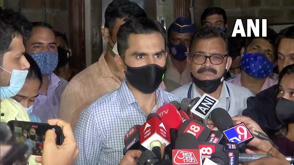 NCB officer Sameer Wankhede condemns Maliks comments: My morale will not go down, I will work even better NCB officer Sameer Wankhede condemns Maliks comments: My morale will not go down, I will work even better