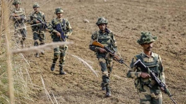 2 soldiers killed and 3 injured in a mine blast near loc Nowshera sector in JK 2 soldiers killed and 3 injured in a mine blast near loc Nowshera sector in JK
