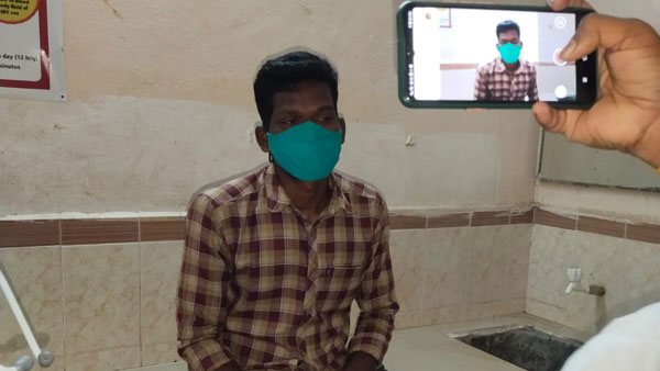 పోలీసులకు అడ్డంగా టిప్పర్ పెట్టి కత్తులు, గొడ్డళ్ళు, రాళ్ళతో దాడి చేసిన గంజాయి స్మగ్లర్లు