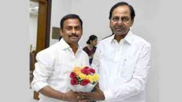 ఎన్నికల ప్రచారంలో దూకుడుగా వెళ్తున్న టీఆర్ఎస్