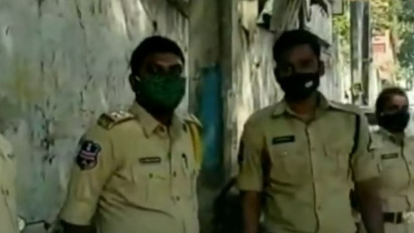 పోలీసుల మొబైల్ ఫోన్ తనిఖీలు .. డ్రగ్స్ , గంజాయి చాట్స్ కోసం .. వీడియో వైరల్