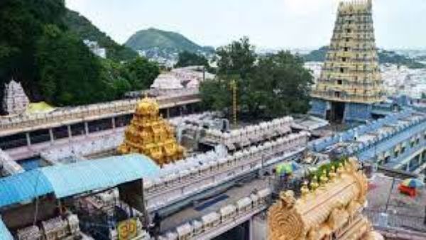 dussehra sarannavaratri festival on vijayawada indrakeeladri-here are important dates, daily specials dussehra sarannavaratri festival on vijayawada indrakeeladri-here are important dates, daily specials
