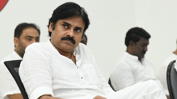 వృద్ధాప్య పింఛన్లు ఆయన చలవే..