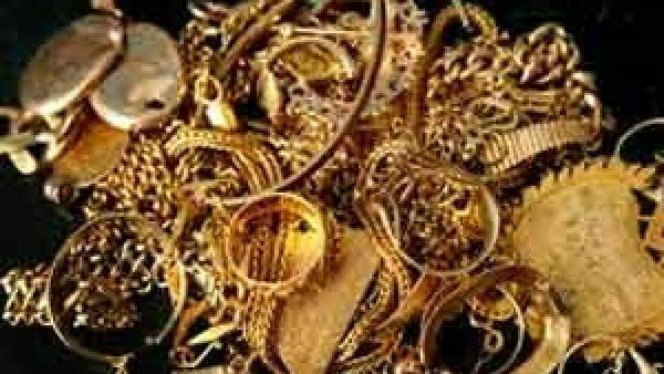 Husband fulfills wifes last wish .. Goes to Ujjain from Jharkhand and donated wifes gold !! Husband fulfills wifes last wish .. Goes to Ujjain from Jharkhand and donated wifes gold !!