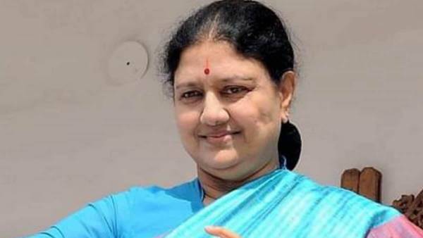 శశికళ ప్రకటన పైన ఆసక్తి