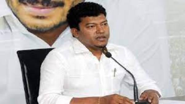 మహిళల సంక్షేమాన్ని అడుగడుగునా అడ్డుకుంటున్న చంద్రబాబు