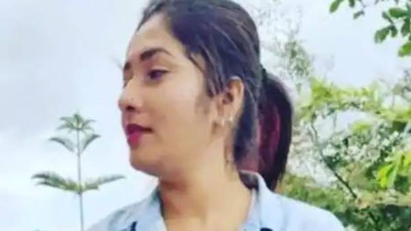 నటి మొబైల్ ఫోన్ కీలకం