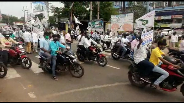 విశాఖ స్టీల్ ప్లాంట్ ప్రైవేటీకరణకు అడుగులు ముందుకు వేస్తున్న కేంద్రం