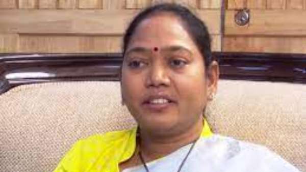డ్రగ్స్ వ్యవహారంలో జగన్ ను వైసీపీ నేతలను టార్గెట్ చేస్తున్న టీడీపీ