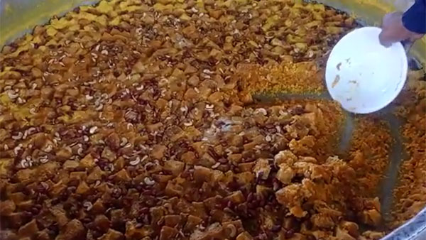 నోరూరించే ఫుడ్ ఐటమ్స్..