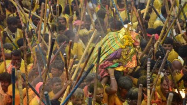 Many persons injured in Devaragattu bunny festival stick fight in midnight Many persons injured in Devaragattu bunny festival stick fight in midnight