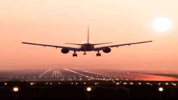 Omicron Variant: Centre to review resumption of international flights Omicron Variant: Centre to review resumption of international flights
