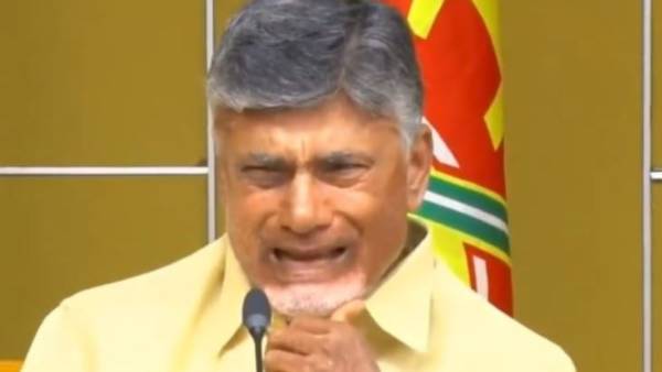 పదవీ వ్యామోహంతో భార్యనే బద్నామ్