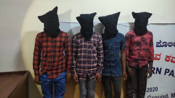 కామాంధులు అరెస్టు