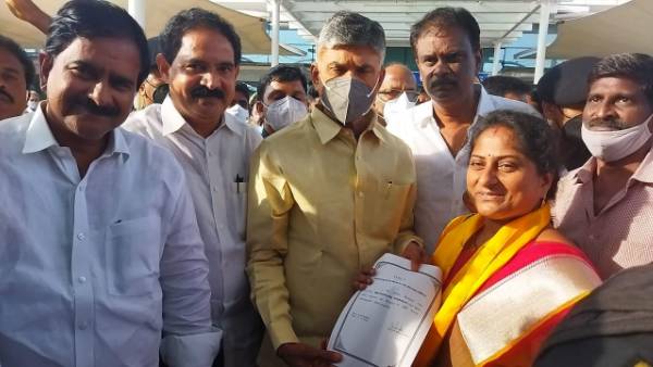tdp bags kondappalli nagar panchayat with marginal majority after gets independent support tdp bags kondappalli nagar panchayat with marginal majority after gets independent support