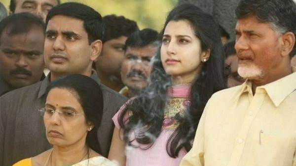 కుటుంబంతో కలిసి..