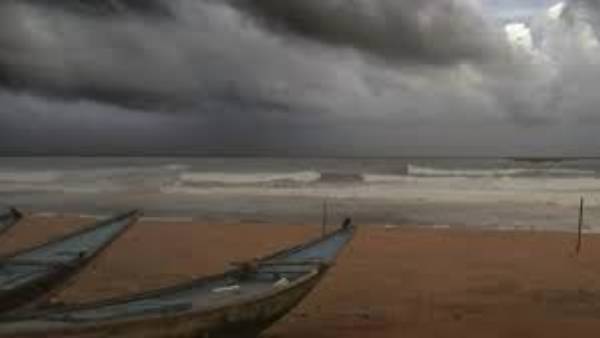 big relief to andhrapradesh as cyclone jawad turns to odisha coast amid havoc fears big relief to andhrapradesh as cyclone jawad turns to odisha coast amid havoc fears