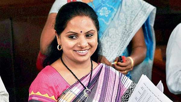 నిజామాబాద్ జిల్లాపై పట్టు కోసం కవిత వ్యూహం