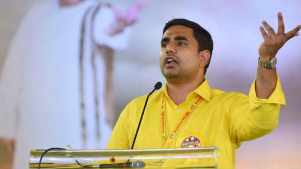 జగన్ రెడ్డి ఉద్యోగులకు క్షమాపణ చెప్పాలి