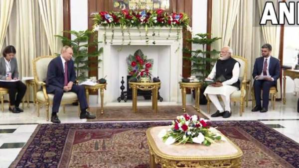 india-russia ink 28 pacts and mous in modi-putin meet including support to make in india today india-russia ink 28 pacts and mous in modi-putin meet including support to make in india today