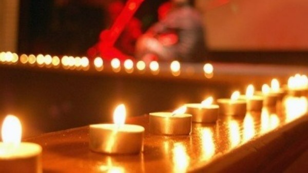 అయినా దీపం వెలిగించి